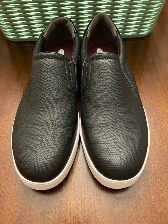 NWOT Dr. Scholl's Black Perforated Slip-On Sneaker with White Sole - Picture 4 of 7